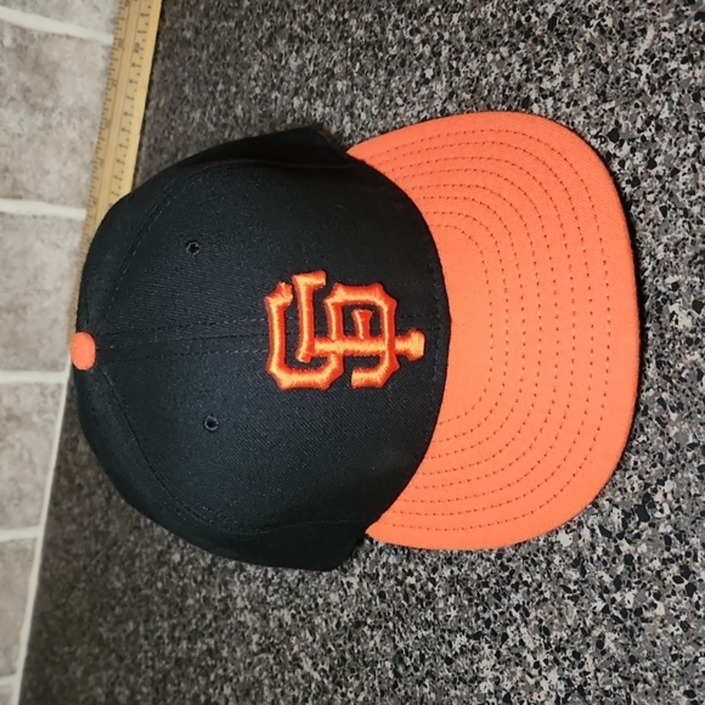 San Francisco hat‎